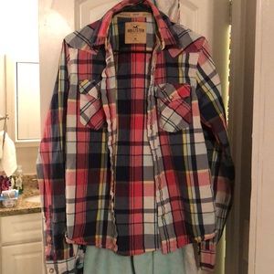 Men’s plaid button up shirt